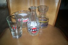 LOT BISTROT PICHET + VERRE + SEAU GLACONS PUBS 