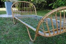 Lit en rotin vintage