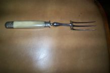 ancienne fourchette à gigot metal et corne de vache 