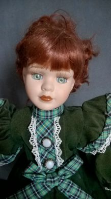 " Anne " poupée en porcelaine