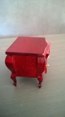 Petit chevet pour vitrine miniature