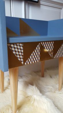 Table d'appoint/chevet vintage relooké scandinave