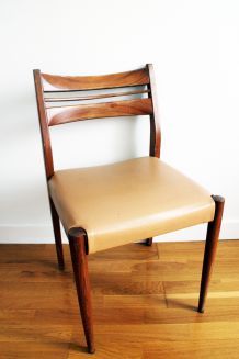 Chaise scandinave en teck vintage années 60