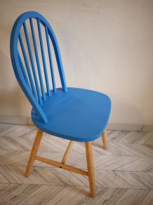 Chaise scandinave