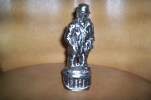 BRIQUET DE TABLE PHOTOGRAPHE METAL 15 CM DE HAUT