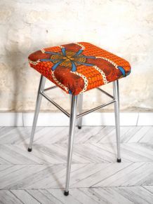 Tabouret vintage rénové wax