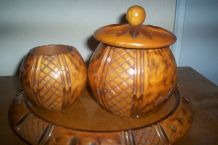 ancien plateau a tabac en bois graver