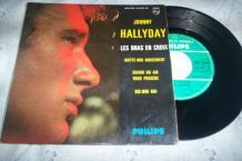 disque 4 titres johnny hallyday 