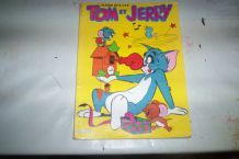 ALBUM moyen format tom &amp;amp; jerry no 4 de 1982 