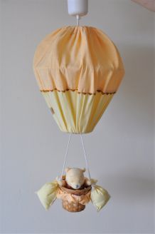 Suspension montgolfière jaune/orangée Winnie l'Ourson