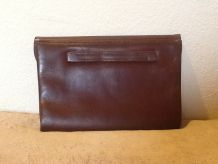 Pochette en cuir vintage 