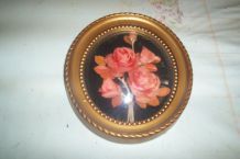 LOT CADRE SOUS VERRE  ROSES ET CASSEL (nord) 