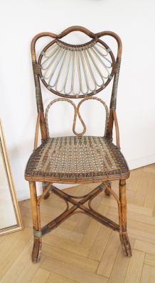 Chaise vintage en osier colorée