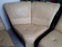 Canapé d'angles droit en cuir jaune