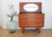 Commode coiffeuse vintage en teck scandinave des années 60
