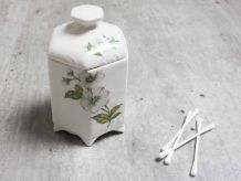 pot en porcelaine pour coton tige salle de bain