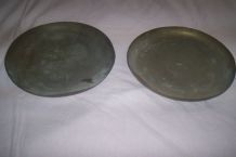 LOT 2 PLATEAUX ANCIENS DE BALANCE 1 CUIVRE 1 BRONZE 