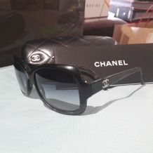 Lunettes solaire Chanel