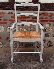 Fauteuil provençal paillé, esprit campagne chic