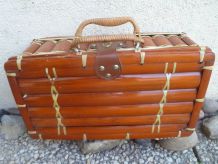 valisette retro en bambou vintage