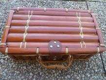 valisette retro en bambou vintage