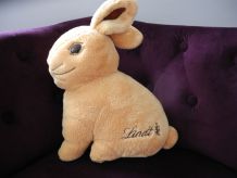 Lapin LINDT peluche