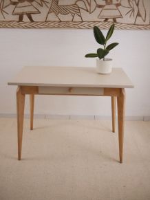 Bureau vintage ou table de ferme