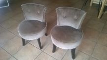 LOT DE 2 FAUTEUILS CRAPAUD MODERNES