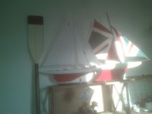 Bateaux rame et étagère pirogue deco