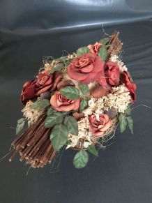 Bouquet de fleurs et végétaux séchés