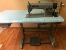 Machine à coudre d'atelier