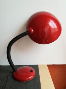 Lampe rouge vintage 60/70 métal et plastique style industriel