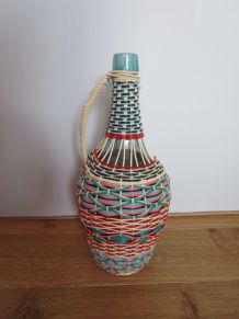 Bouteille scoubidou Viresa des années 60/70