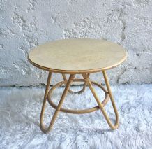 Table basse en rotin vintage 