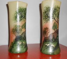 Paire de vase signé Leg