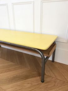 Table basse (ancien  pupitre d’écolier)