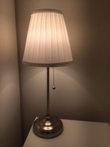 Lampe de chevet + ampoule NEUVE