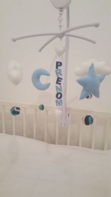 Mobile musical rotatif personnalisable prénom