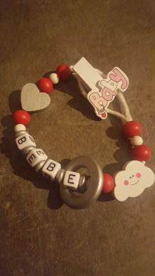 Attache tétine nuage personnalisé