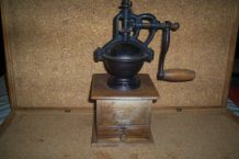 ANCIEN MOUILIN A CAFE FONCTIONNE 