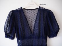 Robe en dentelle bleue marine vintage 40's