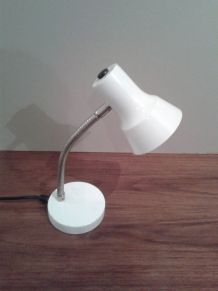 Lampe de bureau vintage blanche