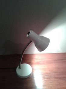 Lampe de bureau vintage blanche