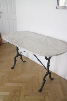 Table bistrot vintage ovale en marbre