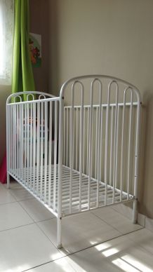 Lit Bebe Enfant Vintage D Occasion Luckyfind