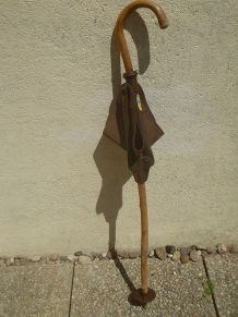 Canne siège en châtaignier AKAH