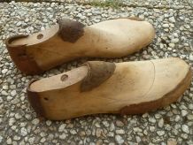 paire  d'embauchoirs  bois anciens