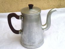 cafetiere  , pichet  en  alu   TOURNUS ,  vintage
