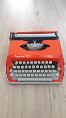 Machine à écrire vintage Orange