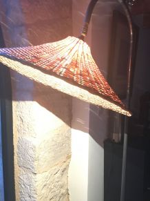 Lampadaire liseuse porte revues